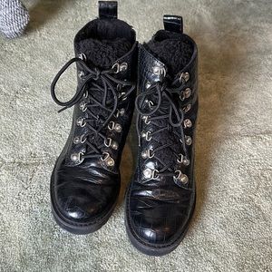 Dolce vita black combat snakeskin boots zip up and laces